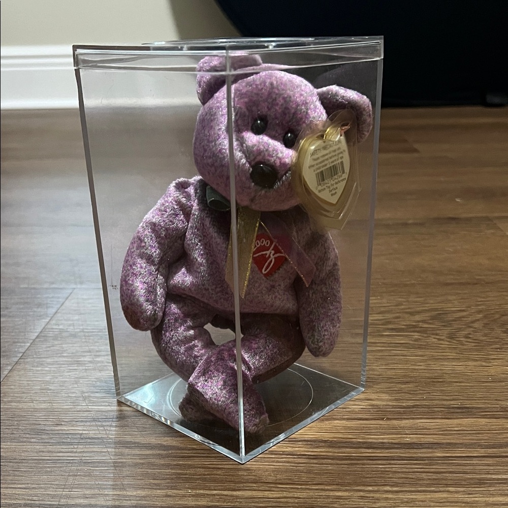 TY 2000 Signature Bear
